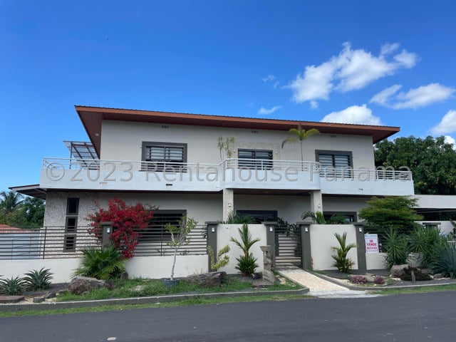 Splendid Family House - Casa en Costa Esmeralda